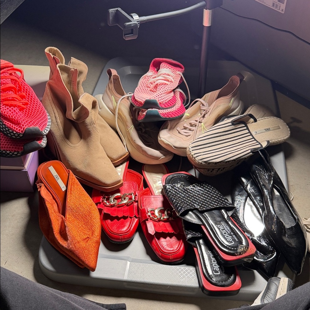 Stylish Black Women's Shoes